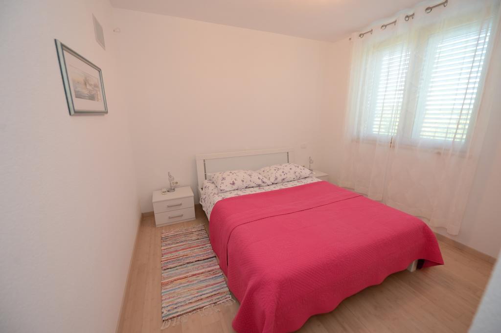 Apartment Mara Petrcane Room photo